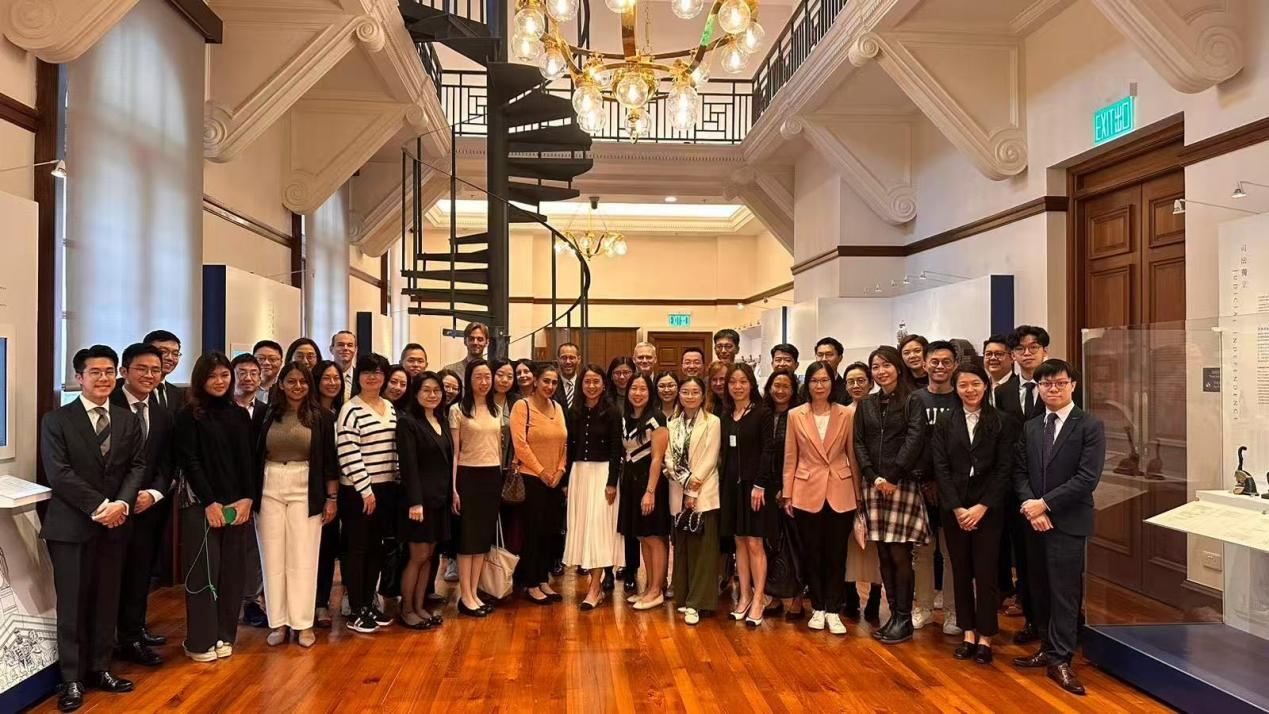 Iris Deng visiting Hong Kong Court of Final Appeal